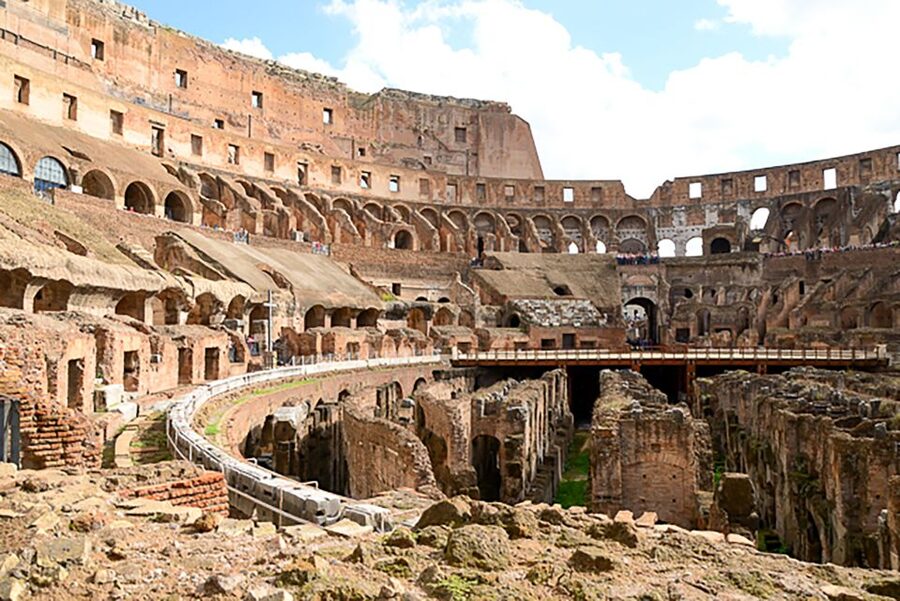 Rome: Guided Tour of Colosseum, Roman Forum & Palatine Hill - Meeting Up in the Colosseum Area