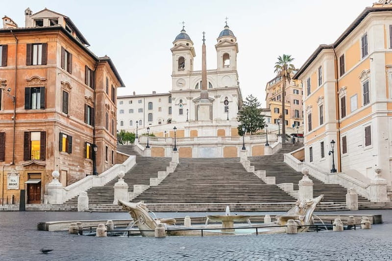 Rome: Hop-on Hop-off Sightseeing Bus Tour with Audioguide - Stop 3: Colosseum and the Roman Forum