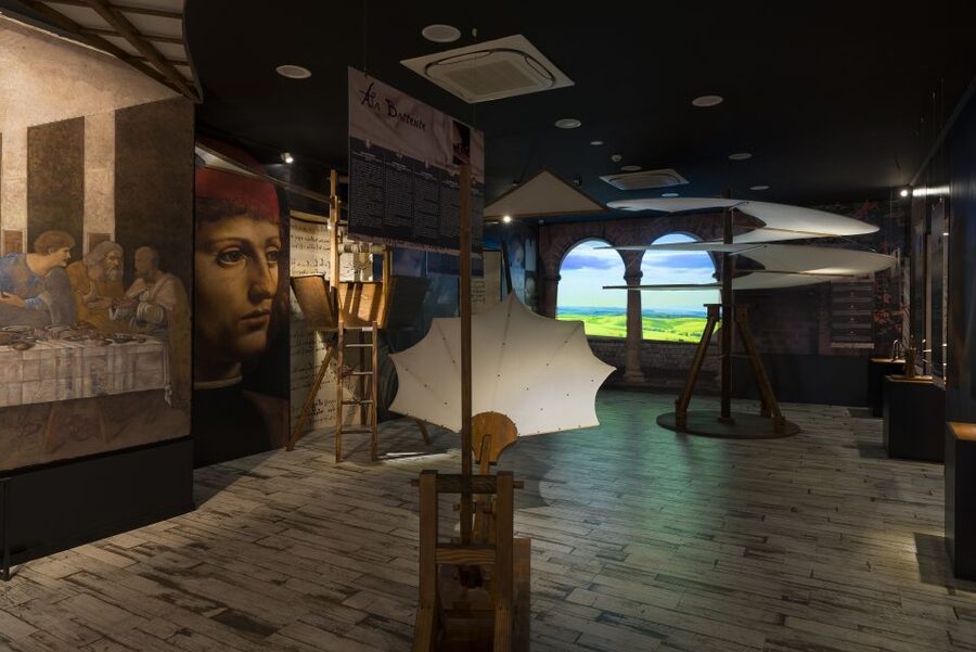 Rome: Leonardo Da Vinci Experience Entry Ticket - Five halls of machines, from flight to warfare