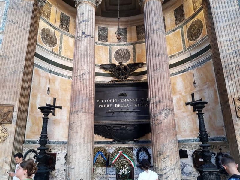 Rome: Pantheon Priority Entry Ticket & Audio Guide App - Helpful booking and entry advice