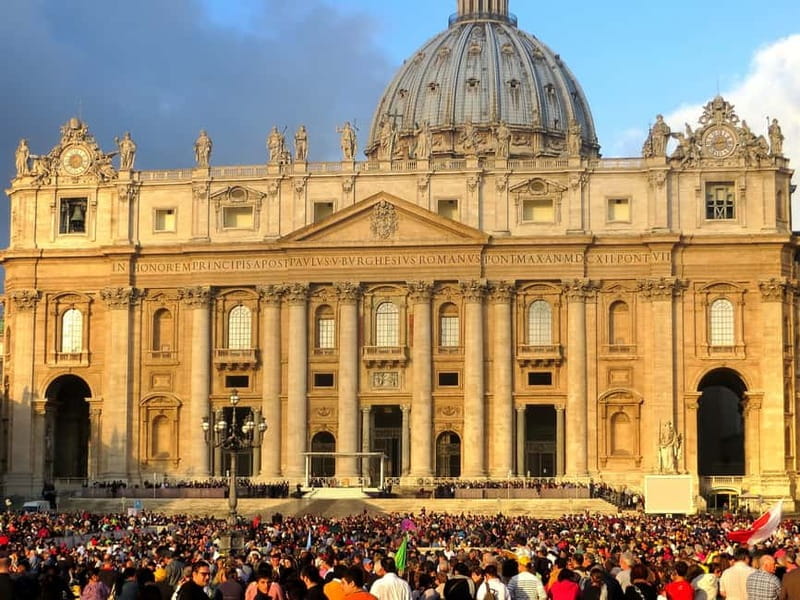 Rome: Papal Audience Experience with Pope Leo XIV - Meeting at Bar L’Ottagona