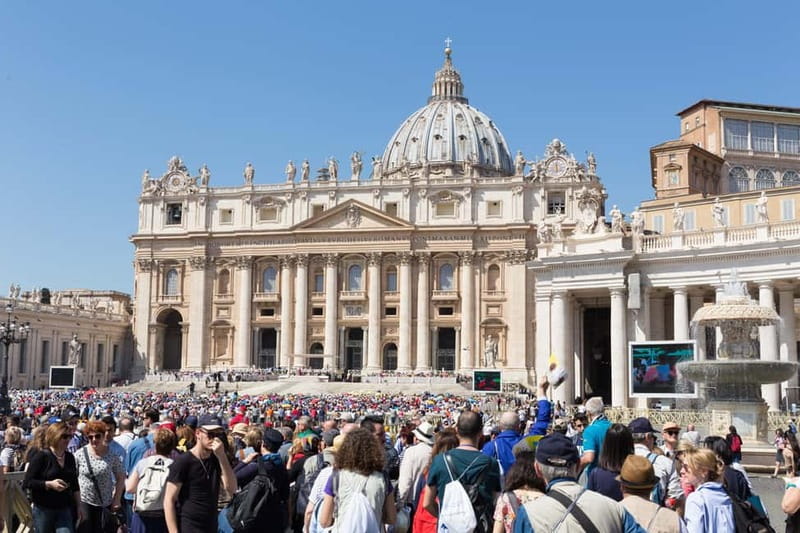 Rome: Papal Audience with Pope Leo XIV & Expert Guide - Passing security and finding the right position