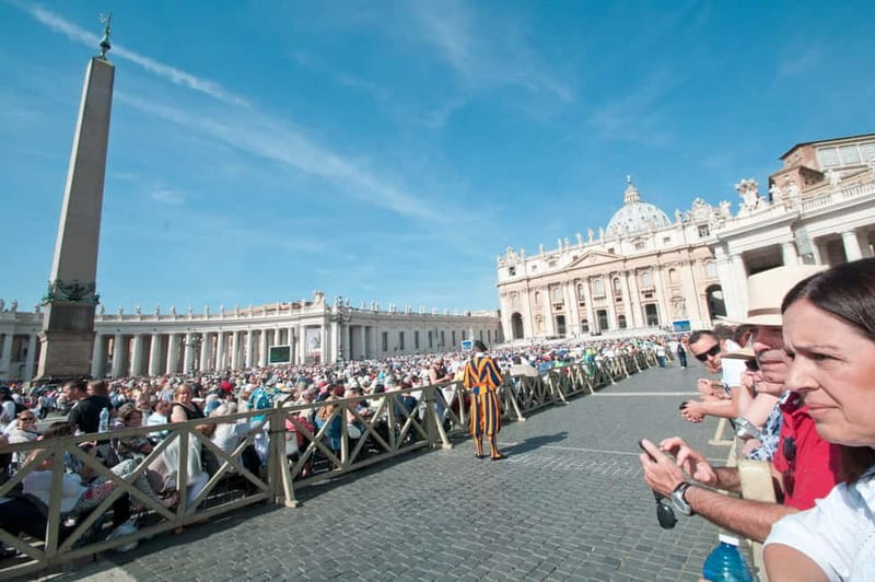 Rome: Papal Audience with Pope Leo XIV & Expert Guide - Clothing, comfort, and access