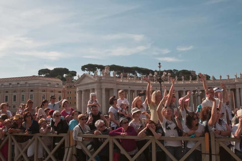 Rome: Papal Audience with Pope Leo XIV & Expert Guide - Who will get the most from this experience?