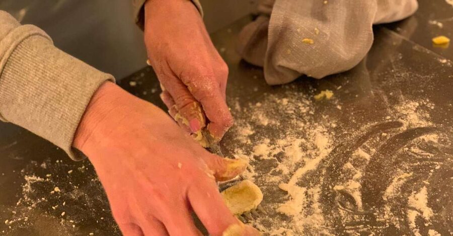 Rome: Pasta & Tiramisu Class with Fine Wine by the Vatican - Booking details that affect your plans