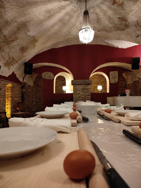 Rome: Pasta & Tiramisu Cooking Class near the Spanish Steps - Eating your work with wine and limoncello