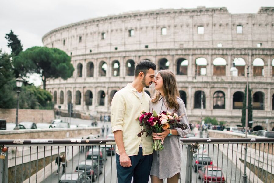 Rome: Personalized Photoshoot outside the Colosseum - What happens during the 45-minute Colosseum stop