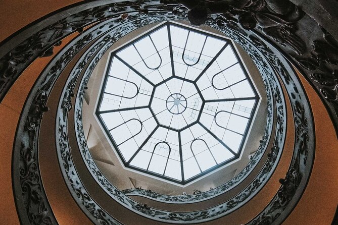 Rome: Skip-the-Line Vatican Museums and Sistine Chapel Tour - Why the Vatican needs a guide