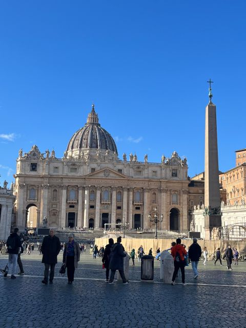 Rome: St. Peter's Basilica and Papal Grottoes Guided Tour - The security line you cannot avoid