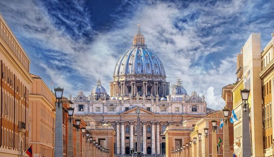 Rome: St. Peter's Basilica Express Guided Tour - Guide quality makes the difference
