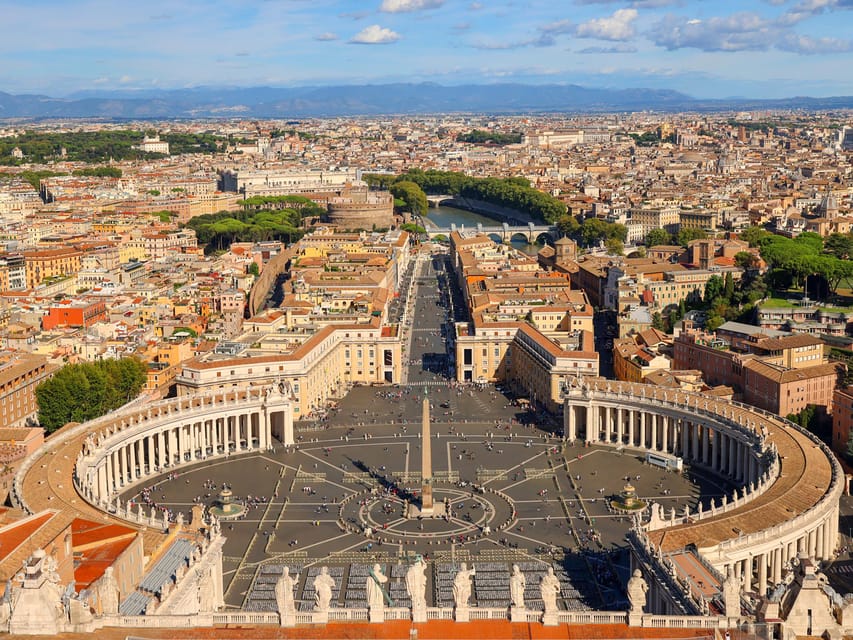 Rome: St. Peter's Basilica, La Pietà, Papal Tombs and Dome - Inside the basilica, look up and slow down