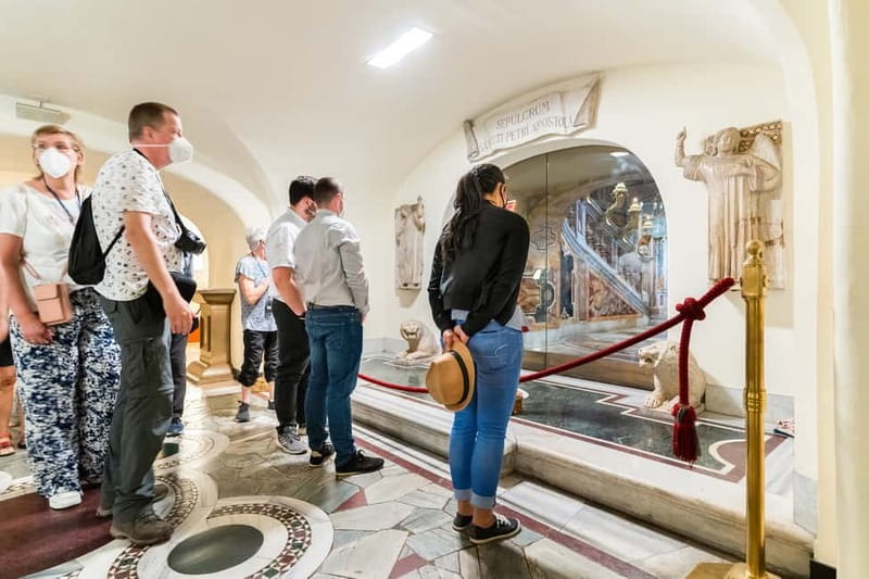 Rome: St. Peter's Basilica, Papal Tombs, and Dome Climb Tour - St. Peter’s Square and the first wait