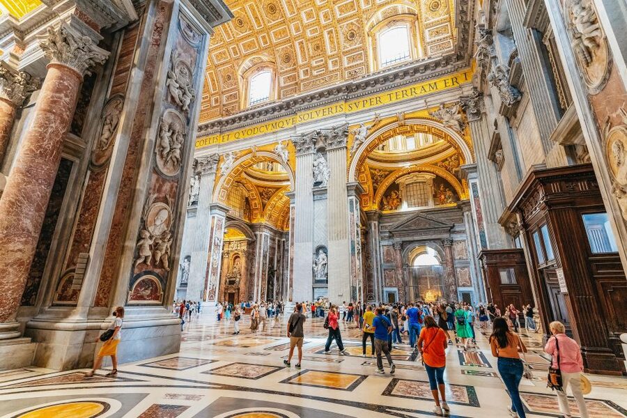 Rome: St. Peter's Basilica, Square and Grottoes Guided Tour - Why this $11 tour can be a smart Rome purchase