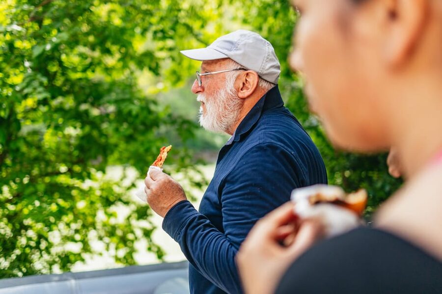Rome: Tiber River Urban Rafting Tour with Roman Pizza - The 20-minute safety briefing at Scalo de Pinedo
