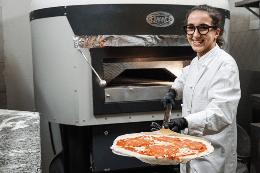 Rome: Traditional Pizza Cooking Class near Piazza Navona - Eating at Osteria Pasquino after class