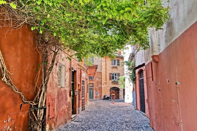 Rome: Trastevere Food tour with Free-Flowing Fine Wine - The charcuterie and cheese course is the heavyweight