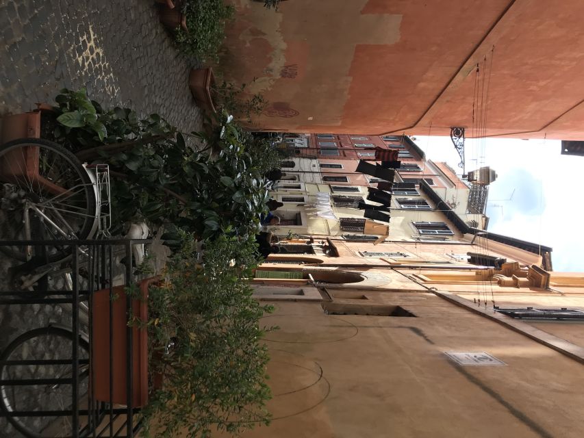 Rome: Trastevere Guided Food and Wine Tour with 20+ Tastings - Gelato: a sweet finish with a useful lesson