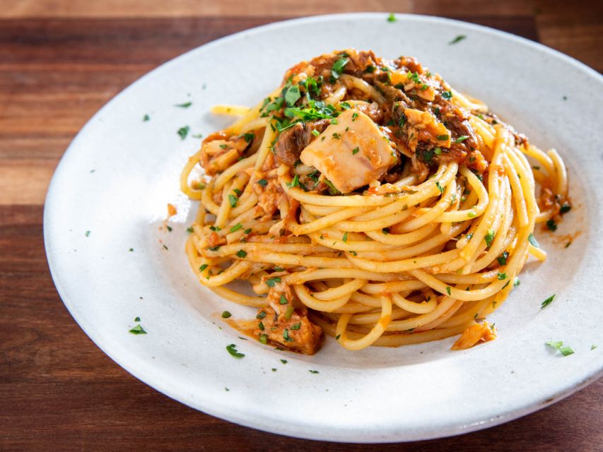 Rome: Trastevere Guided Food and Wine Tour with 20+ Tastings - Who should take this tour?