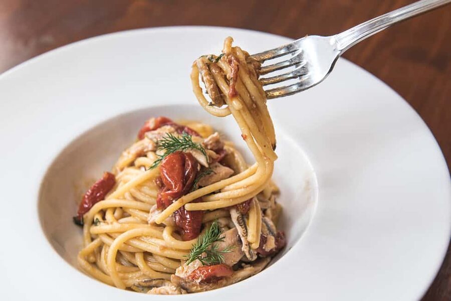 Rome: Trastevere Guided Food and Wine Tour with 20+ Tastings - Trapizzino: your first Roman snack