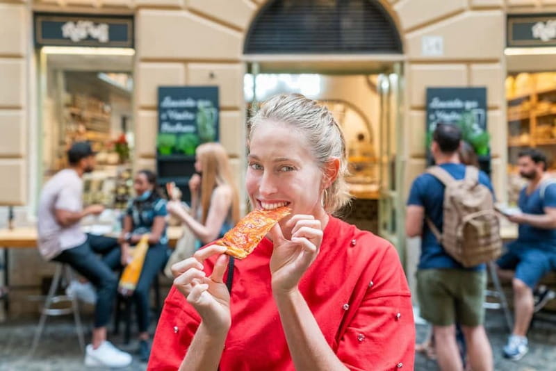 Rome: Trastevere or Jewish Quarter Street Food Tour - Campo de’ Fiori sets the tone