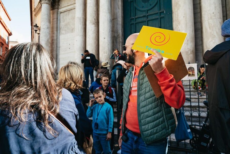 Rome: Trevi Fountain and Underground Guided Tour - Vicus Caprarius, nine meters beneath the streets