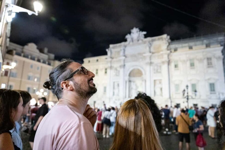 Rome: Under the Moonlight Evening Walking Tour - Starting at Piazza Navona or Piazza di Pasquino