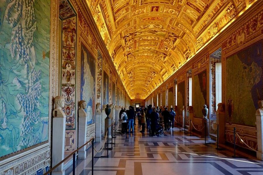 Rome: Vatican Museums and Sistine Chapel Guided Tour - The guide makes or breaks the experience