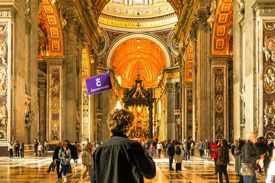 Rome: Vatican Museums, Sistine Chapel & Basilica Tour - Belvedere Courtyard: a calm opening to a crowded visit
