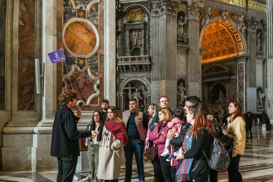 Rome: Vatican Museums, Sistine Chapel & Basilica Tour - Gallery of Textiles: art that rewards a closer look