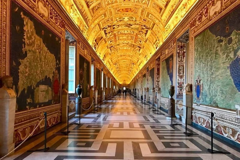 Rome: Vatican, Sistine Chapel & St. Peter's Basilica Tour - The Sistine Chapel and Michelangelo’s ceiling