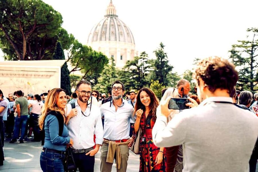 Rome: Vatican & Sistine Chapel Tour + Optional Colosseum - Key points to know before booking