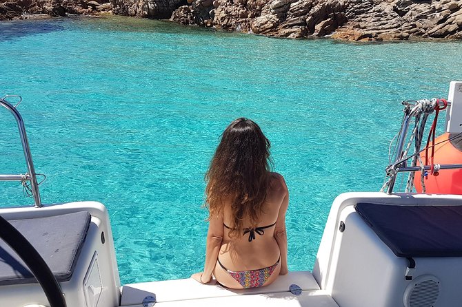 Sailboat tour from PALAU to the Maddalena Archipelago. - Why the 12-person limit matters