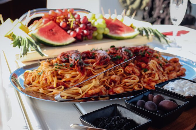 Sailing Cruise to Dia Island with Meal and Water Activities - Sailing north from Heraklion toward Dia