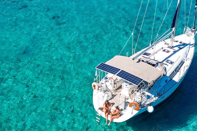 Sailing Cruise to Dia Island with Meal and Water Activities - Who will enjoy this Dia Island cruise?
