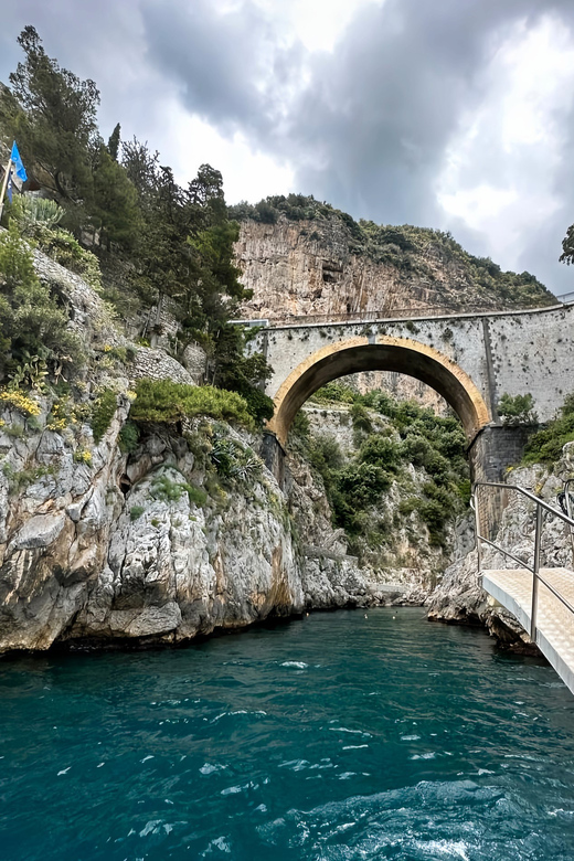 Salerno: Amalfi Coast Cruise with Lunch, Aperitif & Swimming - Key things to know before you book