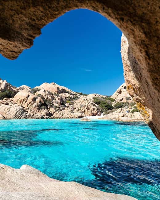 Sardegna: Tavolara Boat Tour with Snorkeling - How weather changes the experience