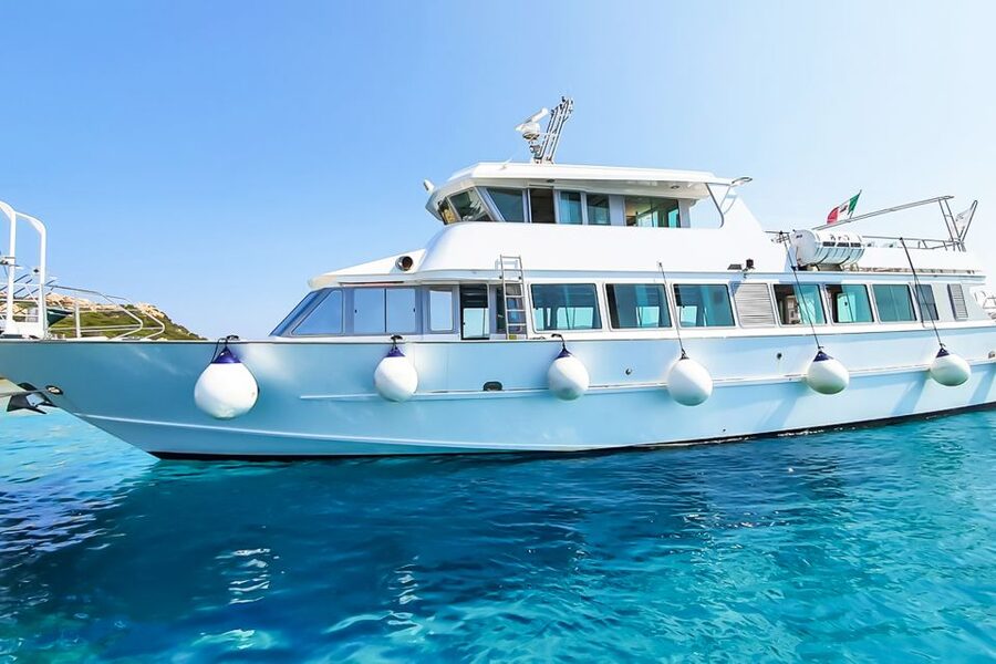 Sardinia: La Maddalena Archipelago Full-Day Trip by Boat - Comfort, crowds, and the sun