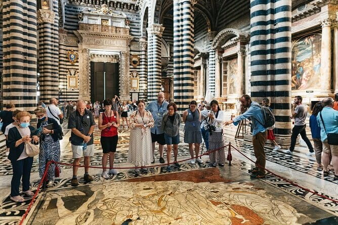 Siena and San Gimignano: Small-Group Tour with Lunch from Florence - Why this day trip works for a first look at Tuscany