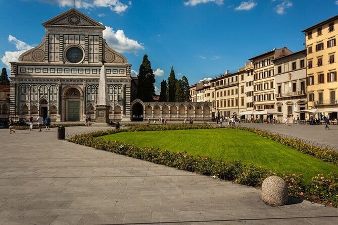 Skip-the-Line Accademia Guided Visit: David Secrets and Beyond - How the One-Hour Pace Feels