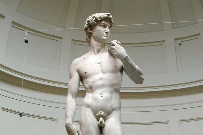 Skip-the-Line Florence Highlights and David Walking Tour - Palazzo Strozzi and Via de’ Tornabuoni
