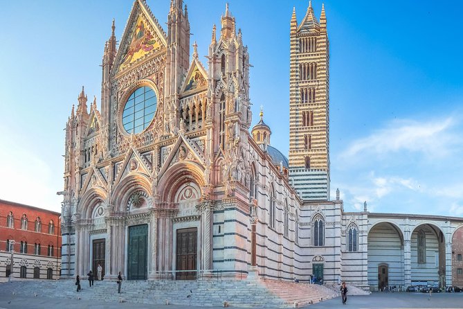 Skip the Line: Siena Duomo and City Walking Tour - Group size, pace, and what to wear