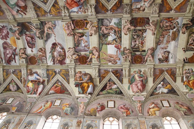 Skip The Line ticket to the Vatican Museums & the Sistine Chapel - Why a self-guided format can be the right choice