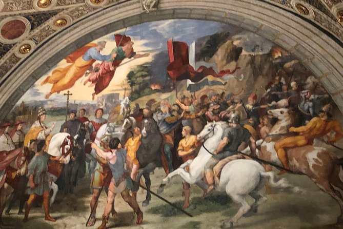 Skip The Line ticket to the Vatican Museums & the Sistine Chapel - Entering the Vatican Museums with skip-the-line admission