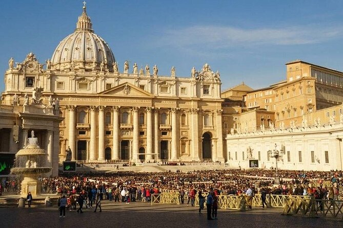 Skip-the-Line Ticket with Host - Vatican Museums & Sistine Chapel - The early morning advantage