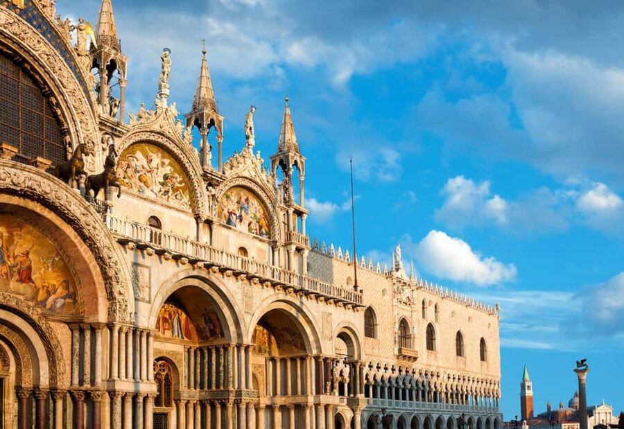 St Mark's Basilica and Doge's Palace Priority Entry Ticket - St. Mark’s Basilica and its wall of gold