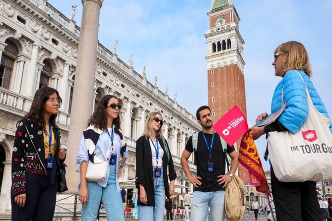 St Mark's, Doge's Palace, with Murano and Burano & Gondola Ride - Lunch break in the middle of the day