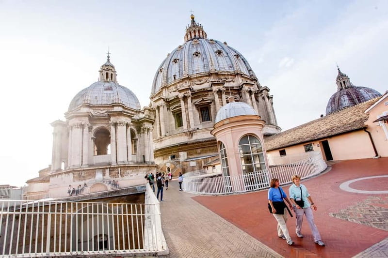 St Peter's Basilica Express Guided Tour with Dome Climb - Inside Michelangelo’s dome
