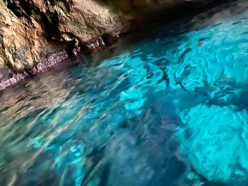 Syracuse: Boat Trip of Ortigia Island and Sea Caves - Outside the port, toward Grotta del Corallo