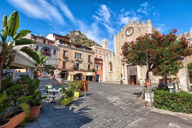 Taormina and Castelmola Tour from Messina - Meeting the tour at Messina port