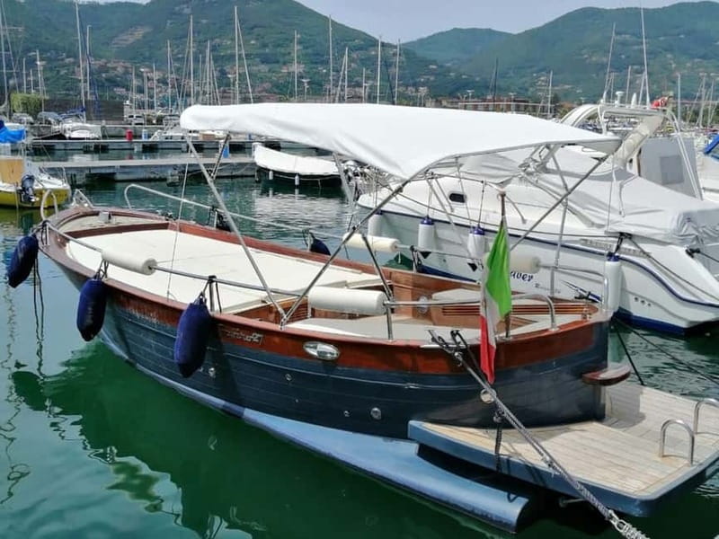 Taormina: Boat Tour with Aperitif on Isola Bella - Seeing Taormina from Giardini Naxos